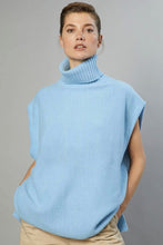 Turtle Neck Knit Vest